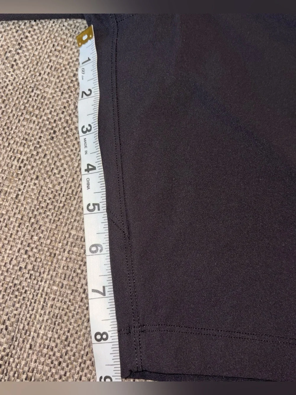 LULULEMON MEN’S BLACK SHORTS SIZE 34 LIKE NEW EUC